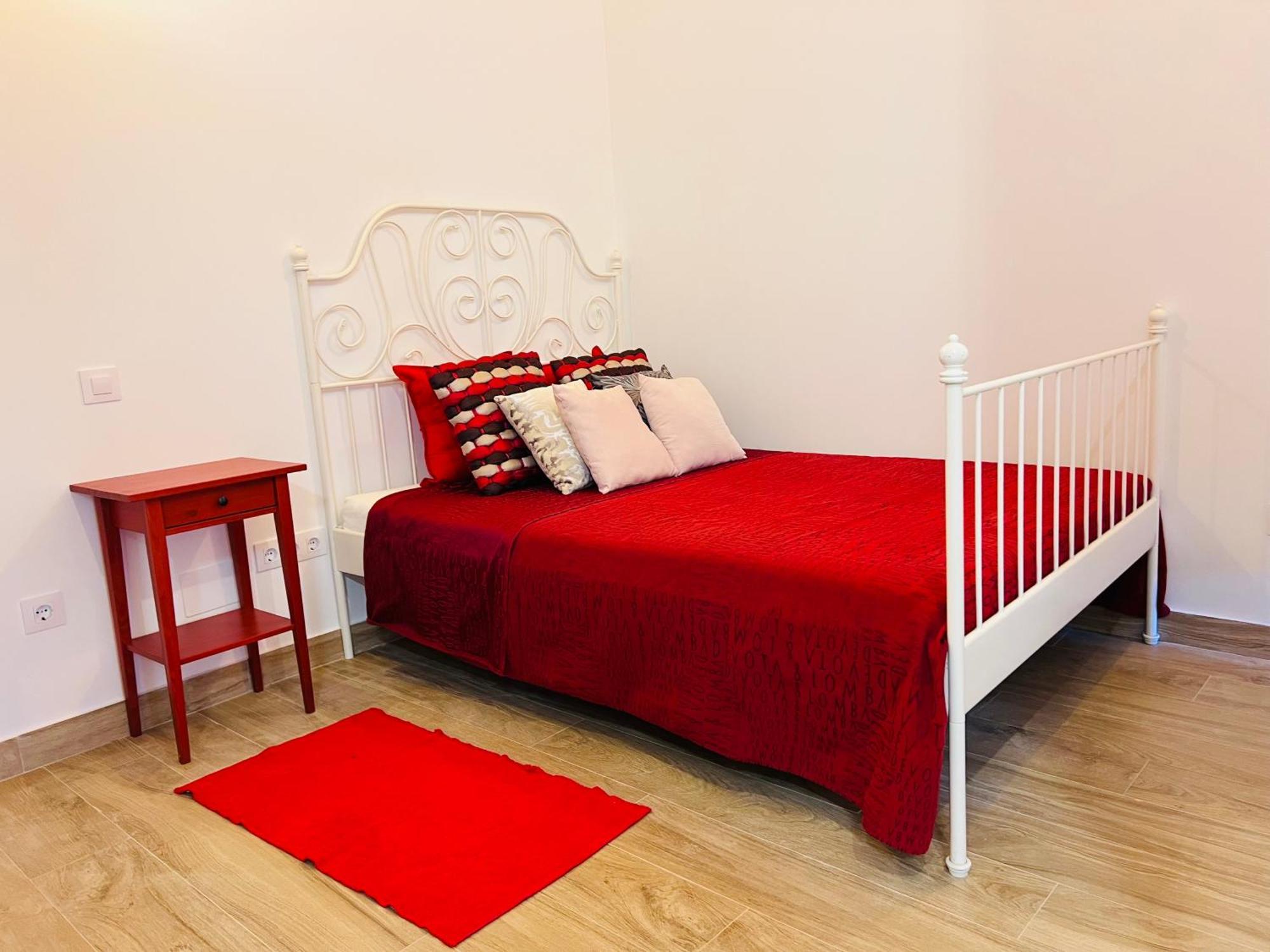 Rosa Rooms, Habitacion Con Bano Privado Pozuelo de Alarcon Exterior photo